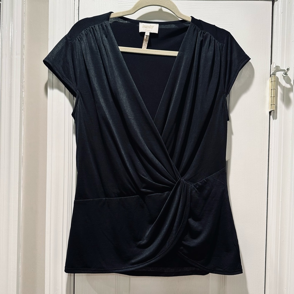 Laundry drape front with peplum top